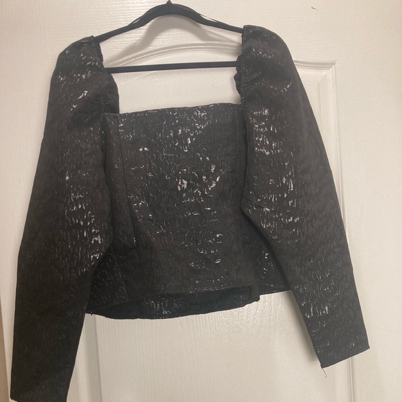 NWT H and M Black Jacquard-Weave Top Size XL - Picture 4 of 6